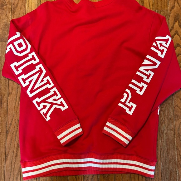 Pink brand sweater - Picture 2 of 2